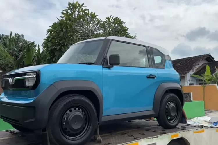 VinFast VF 3 adalah mobil listrik mini SUV yang diproduksi oleh VinFast, produsen otomotif asal Vietnam. (Tangkapan Layar YouTube Ridwan Hanif)