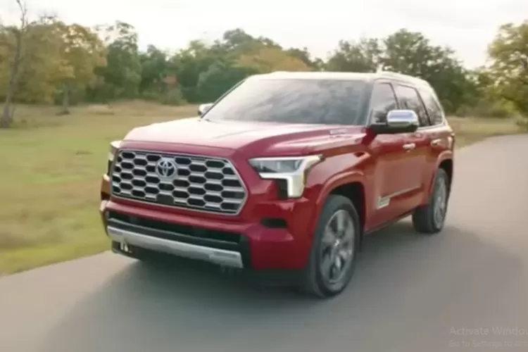 Pasar SUV di Indonesia semakin kompetitif dengan hadirnya model-model baru yang menawarkan kemewahan, efisiensi bahan bakar, dan teknologi canggih (Tangkapan Layar YouTube  O Blitz)