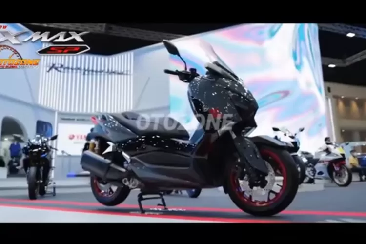 Yamaha menghadirkan pembaruan pada skutik petualang mereka dengan merilis All New Yamaha X-Ride 125 2025. (Tangkapan Layar YouTube Oto Zone)