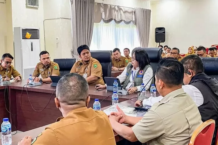 Pemko Padangsidimpuan menggelar rapat koordinasi penyusunan R3P di ula Kantor Wali Kota Padangsidimpuan, Selasa (6/5/2025). (Realitasonline.id - RI)