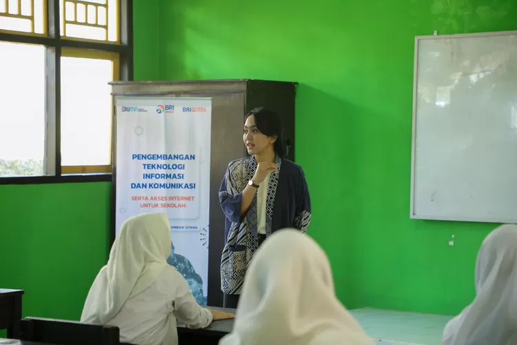 Turut Bangun Pondasi SDM Unggul, BRI Perkuat Pendidikan di Daerah 3T dengan Teknologi