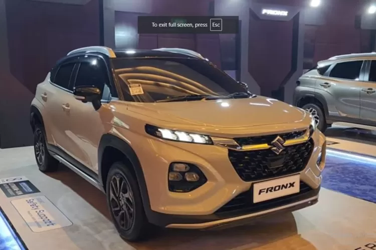 Suzuki memang nekad dalam arti positif! Melalui peluncuran Suzuki Fronx Hybrid, mereka berani menantang SUV kompak dan crossover yang sudah lebih dulu populer di Indonesia seperti Toyota Raize (Tangkapan Layar YouTube Rayshanto2701)