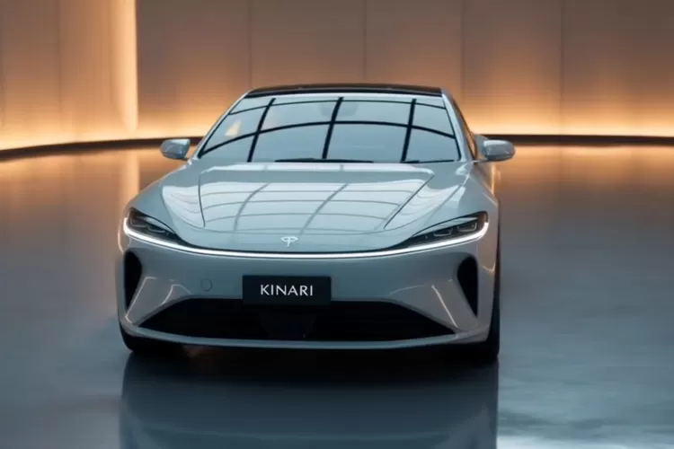 Perodua Kenari, yang pernah menjadi ikon mobil keluarga kompak di Malaysia pada awal 2000-an, dikabarkan akan kembali hadir dalam versi hybrid yang futuristik. (Tangkapan Layar YouTube  Ride Updates HUb)