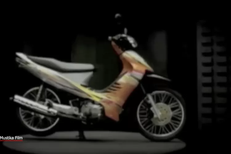 Suzuki Shogun disuntik mati oleh Suzuki karena beberapa alasan utama yang berkaitan dengan tren pasar, persaingan produk, dan strategi perusahaan. (Tangkapan Layar YouTube FUSE BOX MOTO)