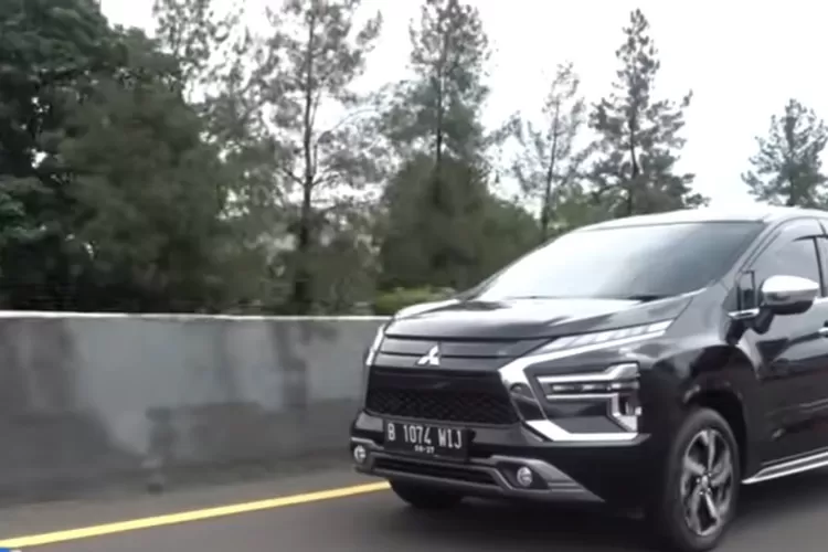 Mitsubishi Xpander terbaru secara blak-blakan dengan para pesaing utamanya di segmen LMPV (Low MPV) (Tangkapan Layar YouTube CVT Indonesia)