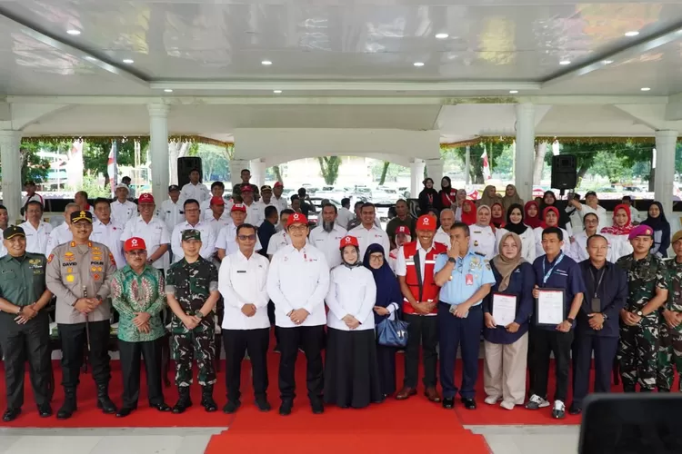 Bupati Langkat Syah Afandin, yang dikenal aktif mendorong kegiatan kepemudaan dan sosial, menilai JUMBARA ini sejalan dengan visi pemerintah daerah dalam menciptakan generasi muda yang berkarakter, peduli, dan siap menjadi pemimpin masa depan.