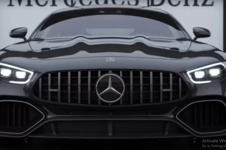  Mercedes-AMG GT 63 S 4-Door Coupe memang menarik perhatian dengan pembaruan besar-besaran yang membuatnya semakin tajam, agresif, dan pantas disebut sebagai mobil super empat pintu. (Tangkapan Layar YouTube Carz Trends)