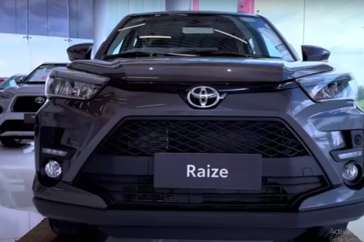 Toyota Raize G‑Comfort terbaru untuk tahun 2025 menawarkan sejumlah perubahan desain dan peningkatan kenyamanan yang dirancang untuk menghadirkan kesan kemewahan ekstra. (Tangkapan Layar YouTube  Car Focus TV)