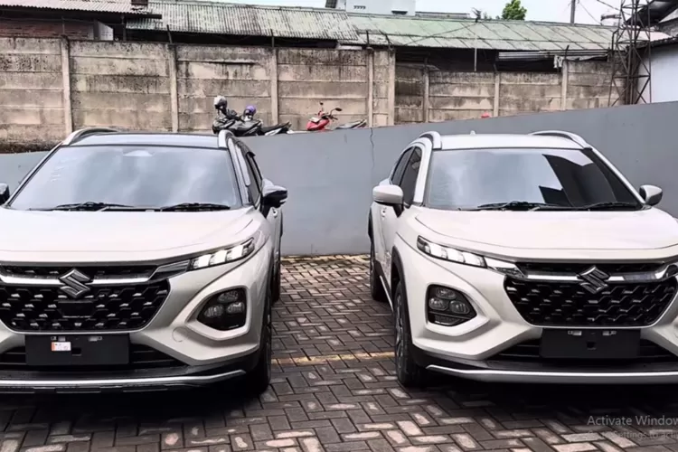 Suzuki Fronx SGX lebih mahal 28 juta rupiah dibandingkan Fronx GX karena varian SGX menawarkan fitur yang lebih lengkap dan berfokus pada kenyamanan serta teknologi. (Tangkapan Layar YouTube Edy Gunanda)