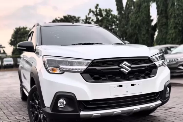 Kisaran harga ini bisa sedikit berbeda tergantung wilayah dan promo lokal, namun umumnya berkisar antara Rp 264 juta hingga Rp 307,2 juta. (Tangkapan Layar YouTube Edy Gunanda)