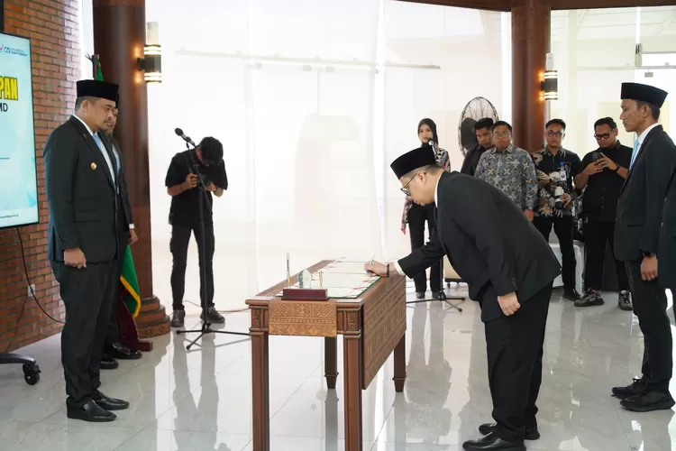 Gubernur Sumut Bobby Nasution Melantik Ardian Surbakti Pimpin Perumda Tirtanadi