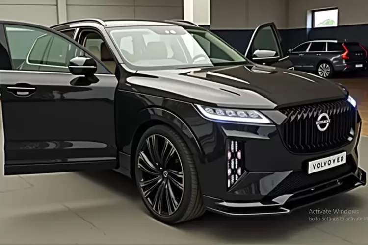 Eksterior XC90 2026 mengusung pembaruan halus yang membuatnya terlihat lebih modern tanpa mengorbankan karakternya. (Tangkapan Layar YouTube  MA Auto Hub)