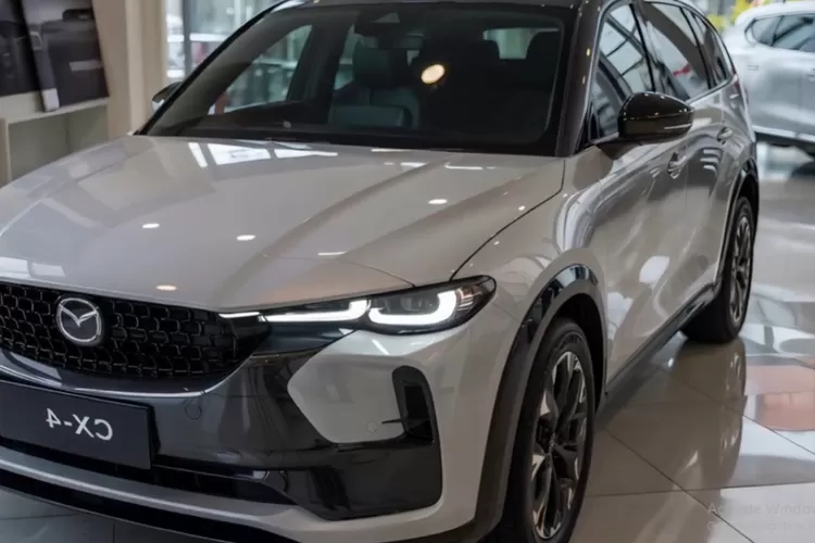 Mazda CX-4 2026 yang hadir dengan gaya SUV coupe benar-benar melampaui ekspektasi. (Tangkapan Layar YouTube  ReMaxi Car)