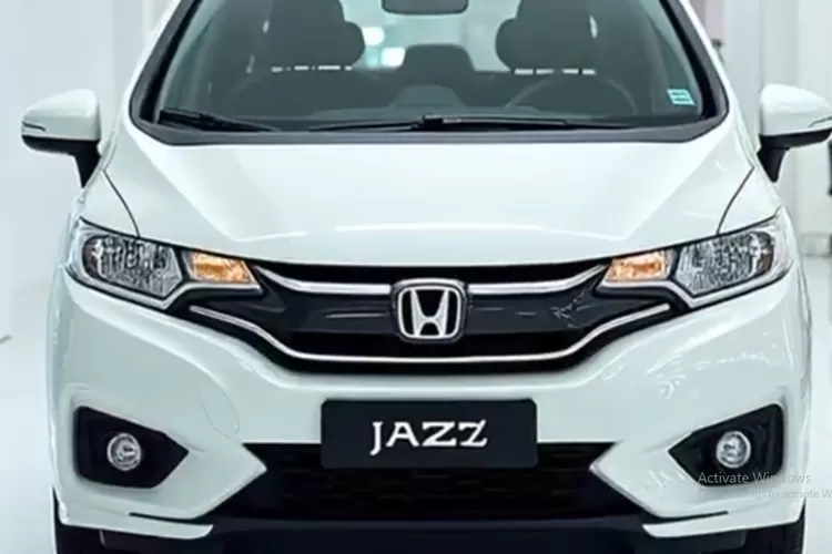 Secara keseluruhan, Honda Jazz 2025 menegaskan dirinya sebagai hatchback kota yang stylish dan kompetitif. (Tangkapan Layar YouTube Drive Domain)