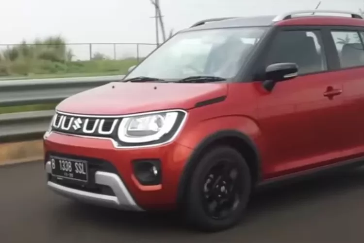 Suzuki Ignis dulu sempat dipandang sebelah mata karena bentuknya yang mungil dan dianggap aneh, bahkan ada yang menyebutnya bukan SUV sungguhan melainkan city car bergaya crossover. (Tangkapan Layar YouTube Wahyu Ekoo)