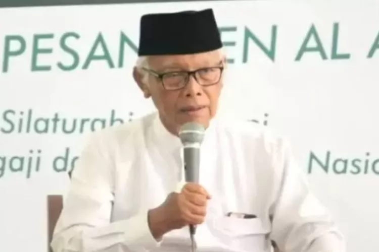 Ketua Umum MUI KH Anwar Iskandar memberikan apresiasi kepada Kapolri Jenderal Listyo Sigit Prabowo atas langkah cepat mengendalikan situasi pasca kericuhan. (Realitasonline.id/Dok)