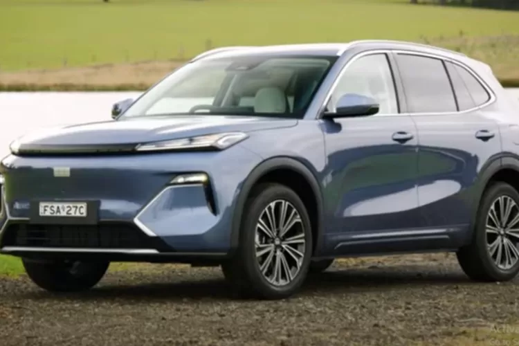 Geely Starray EM i adalah SUV modern buatan Geely yang diposisikan di segmen menengah. (Tangkapan Layar YouTube carsales.com.au)