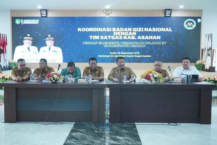 wakil Bupati Asahan Rianto saat memimpin rapat koordinasi percepatan Program Makan Gizi Gratis (MBG) (Realitasonline.id/Dok)