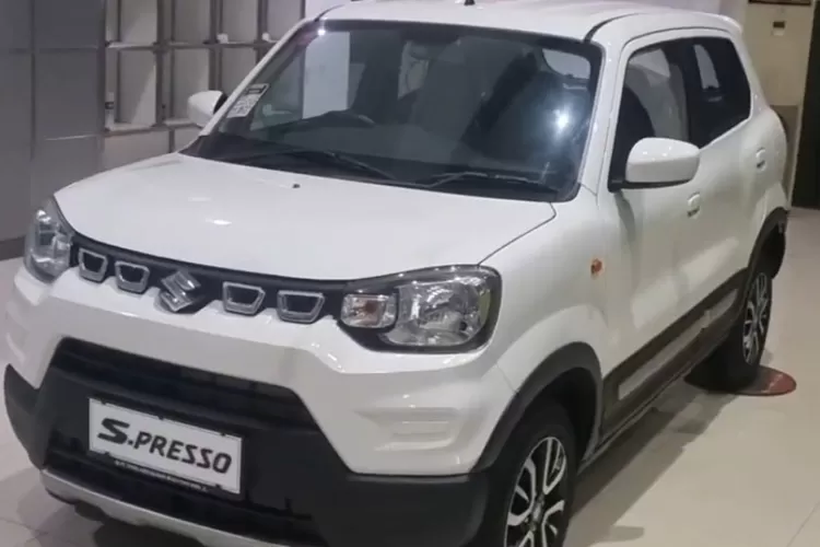 Suzuki S-Presso mobil paling irit di kelasnya karena memang dirancang untuk efisiensi dan kepraktisan di perkotaan. (Tangkapan Layar YouTube Alief Suzuki Mobil)