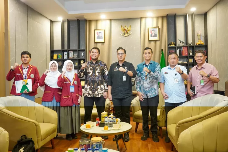 Rico Waas terima Audensi siswa SMA Namira Islamic School, Selasa (7/20/2025) : dukung penuh NTC ke-4.