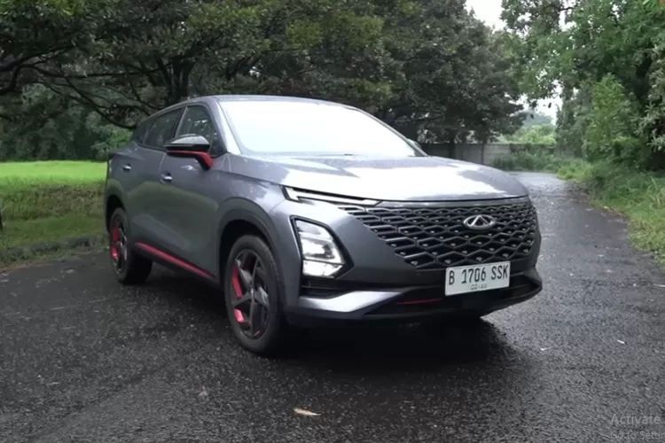 Chery Omoda 5 adalah sebuah crossover kompak (SUV kecil) yang dirancang oleh produsen mobil asal Tiongkok, Chery. (Tangkapan Layar YouTube Otodriver)