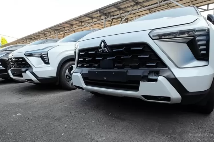 Mitsubishi XForce sudah dilengkapi sistem keselamatan pintar ADAS (Advanced Driver Assistance System) yang membantu pengemudi dalam situasi sulit. (Tangkapan Layar YouTube A4 Automotive)