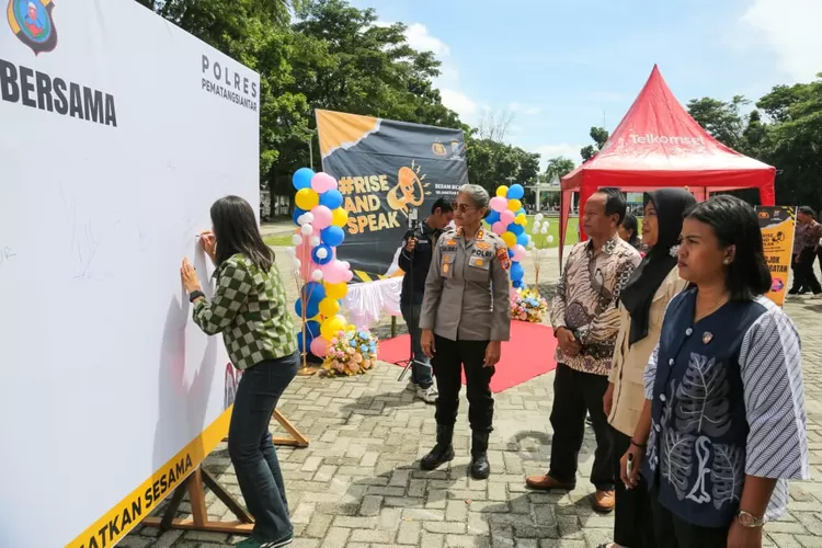 Sosialisasi #Rise and Speak Bersama Polres Pematangsiantar (Realitasonline/RH)