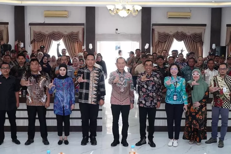 Amril juga menyoroti besarnya potensi Langkat yang belum tergarap secara optimal. 