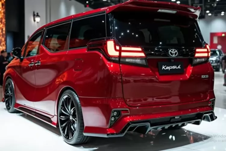 Toyota Kijang Kapsul 2025 masih mempertahankan siluet khas kapsul yang melekat di benak banyak orang, tetapi desainnya diperbarui agar tampak lebih segar dan relevan di jalanan masa kini. (Tangkapan Layar YouTube Mobil Otonesia)