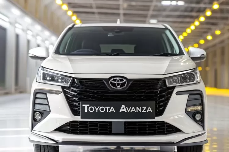 Toyota Avanza 2026 hadir sebagai generasi terbaru yang membawa perubahan besar dari sisi desain, fitur, dan teknologi. (Tangkapan Layar YouTube  Car Reviews)