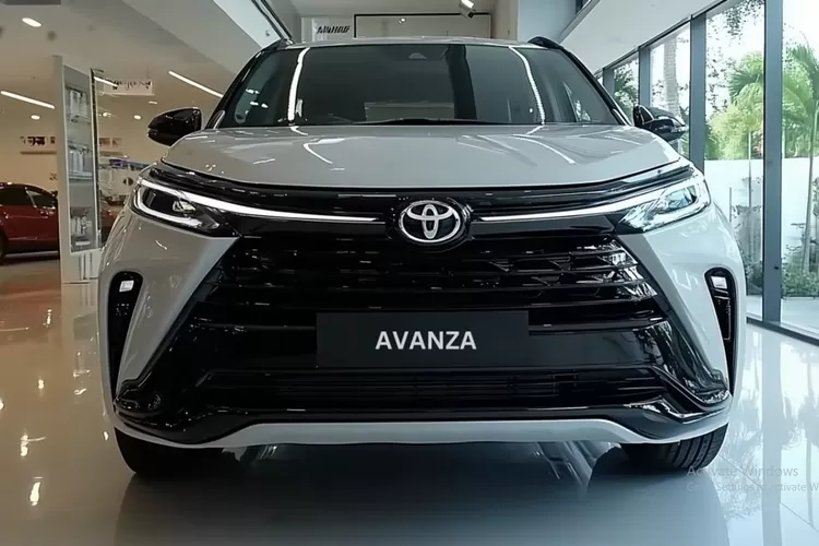 Spesifikasi lengkap Toyota Avanza 2025 muncul sebagai MPV kompak yang menegaskan identitasnya sebagai mobil keluarga serba guna. (Tangkapan Layar YouTube TheAutoNews)