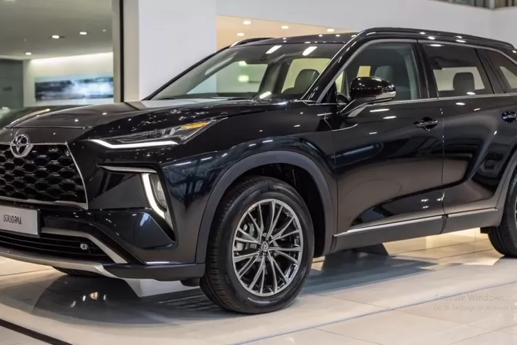 Toyota Highlander 2025 punya lima fitur canggih yang benar-benar bikin tercengang. (Tangkapan Layar YouTube  Ro Car Pro)