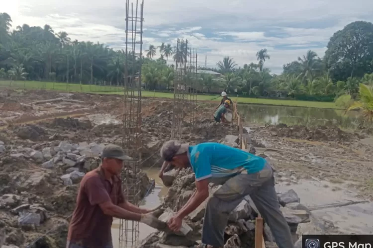 Dandim 0107/Aceh Selatan Tinjau Pembangunan Koperasi Merah Putih di Payonan Gadang Samadua.