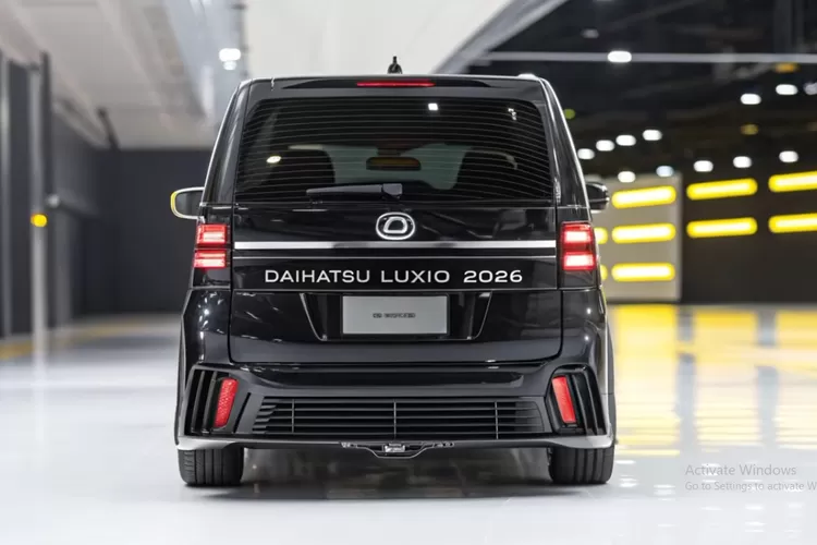 Daihatsu Luxio 2026 digambarkan hadir dengan tampilan yang lebih mewah dibanding model sebelumnya. (Tangkapan Layar YouTube Scott Wheel)