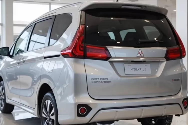 Mitsubishi Xpander 2025 layak disebut mobil keluarga paling worth it tahun ini karena berhasil memberikan gabungan yang pas antara kenyamanan, fitur, efisiensi, dan harga yang masih masuk akal. (Tangkapan Layar YouTube Apex automobile Apex)