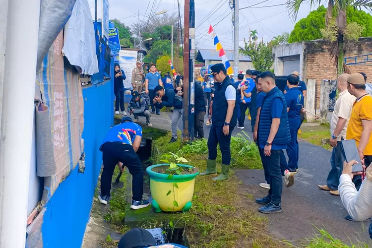 Wali Kota Rico Wass sapa warga Medan Kota, Sabtu (13/12/2025), tampung aspirasi dan keluhan secara langsung.