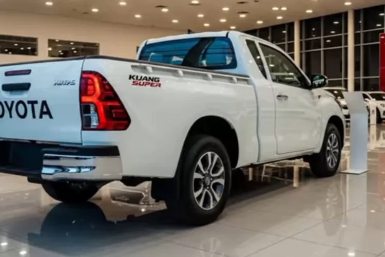 Toyota Kijang Super Pickup terbaru 2026 digambarkan sebagai evolusi dari kendaraan niaga legendaris yang dulu sangat populer di Indonesia (Tangkapan Layar YouTube AutoTrend JA)