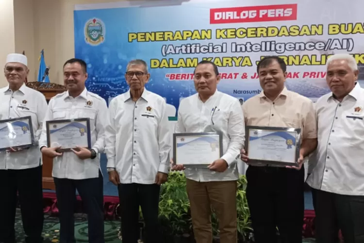 Ketua Persatuan Wartawan Indonesia (PWI) Sumatera Utara, Farianda Putra Sinik SE  Sambut Baik Dialog Pers tentang pemanfaatan Artificial Intelligence (AI)