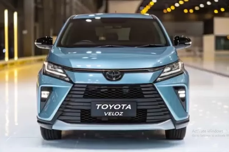 Toyota Veloz 2026 terbaru disebut-sebut akan tampil sebagai MPV keluarga dengan karakter SUV yang semakin kuat. (Tangkapan Layar YouTube  Car Reviews)