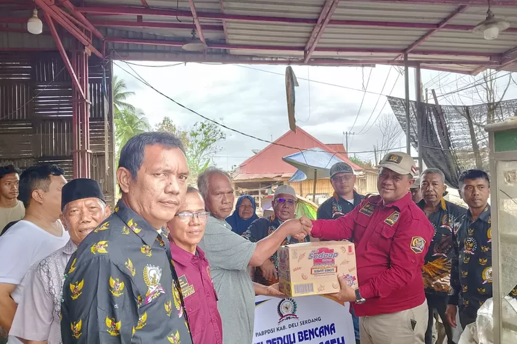 Tim PABPDSI Kabupaten Deli Serdang salurkan bantuan untuk korban terdampak banjir di Aceh Tamiang, Selasa (16/12/2025).