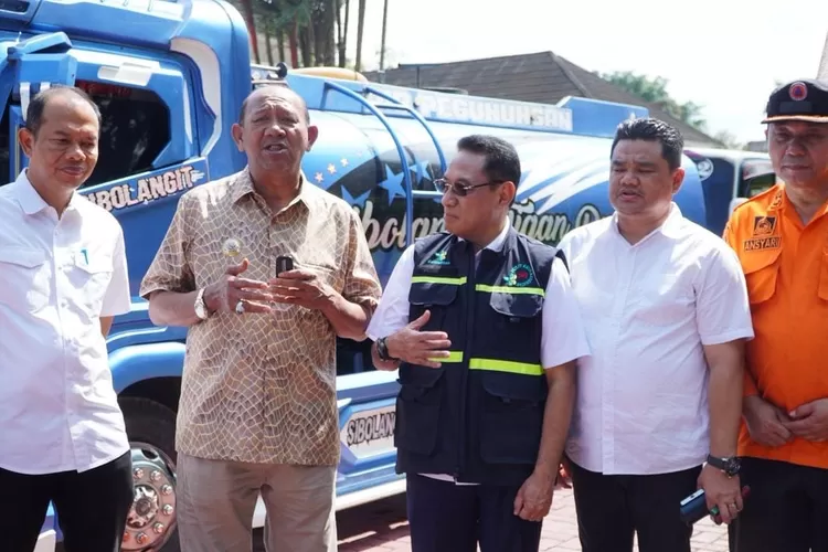 Pelepasan armada dilakukan di Rumah Dinas Bupati Langkat dan turut disaksikan Wakil Menteri Kesehatan RI, Benjamin Paulus Oktavianus, yang sedang melakukan kunjungan kerja meninjau dampak banjir di Langkat.