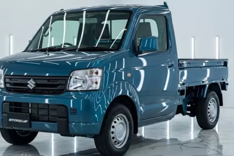  Suzuki Carry Pickup 2026 hadir dengan perubahan desain yang lebih modern dan kokoh dibanding generasi sebelumnya. (Tangkapan Layar YouTube Mobil Terbaru 2026)