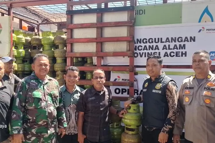Pertamina Patra Niaga dan Pemkab Aceh Barat Daya (Abdya), Kamis (18/12/2025) menggelar operasi pasar LPG 3 kilogram subsidi di tiga kecamatan dalam kabupaten setempat.