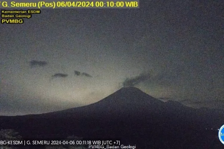 Suasana Gunung Marapi di Sumatera Barat, pada Sabtu (6/4/2024). Foto: Kementerian Energi dan Sumber Daya Mineral