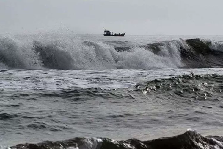 Ilustrasi Gelombang tinggi (Antara)