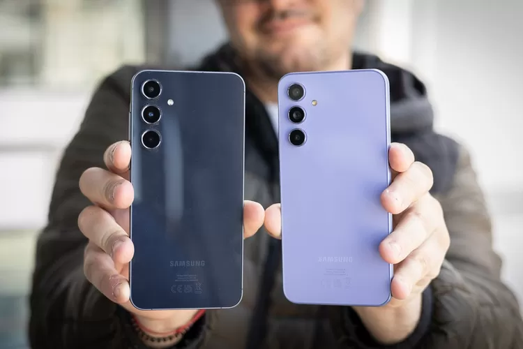 Review Samsung A55 di Indonesia, Samsung Emang Paling Jago Bikin Gebrakan, Sebagus ini Hanya Segini Harganya? (Foto: Youtube)