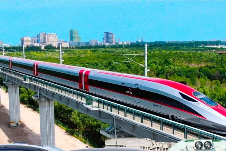 Ilustrasi KCIC saat melaju di jalur cepat Bandung (Instagram keretacepat.id)