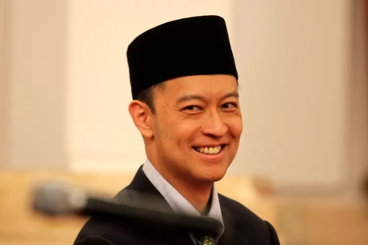 Profil Tom Lembong, Mantan Menteri Jokowi Yang Disebut-sebut Gibran Di ...