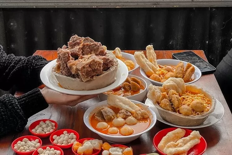 Kuliner Enak Jogja Cobain Bakso Prasmanan Dengan Kuah Pedas Dan Harga