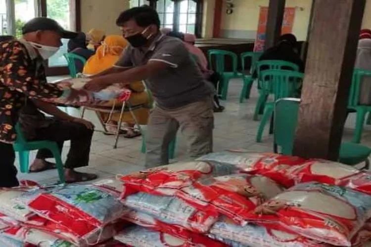 PENERIMA BANTUAN BERAS 10 KG DITAMBAH TAHUN 2024! Ini Cara Daftarnya ...